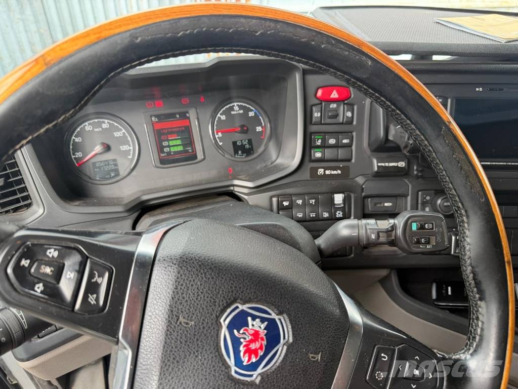 Scania R500B6X2*4NB 5183 Tovornjaki s kesonom/platojem