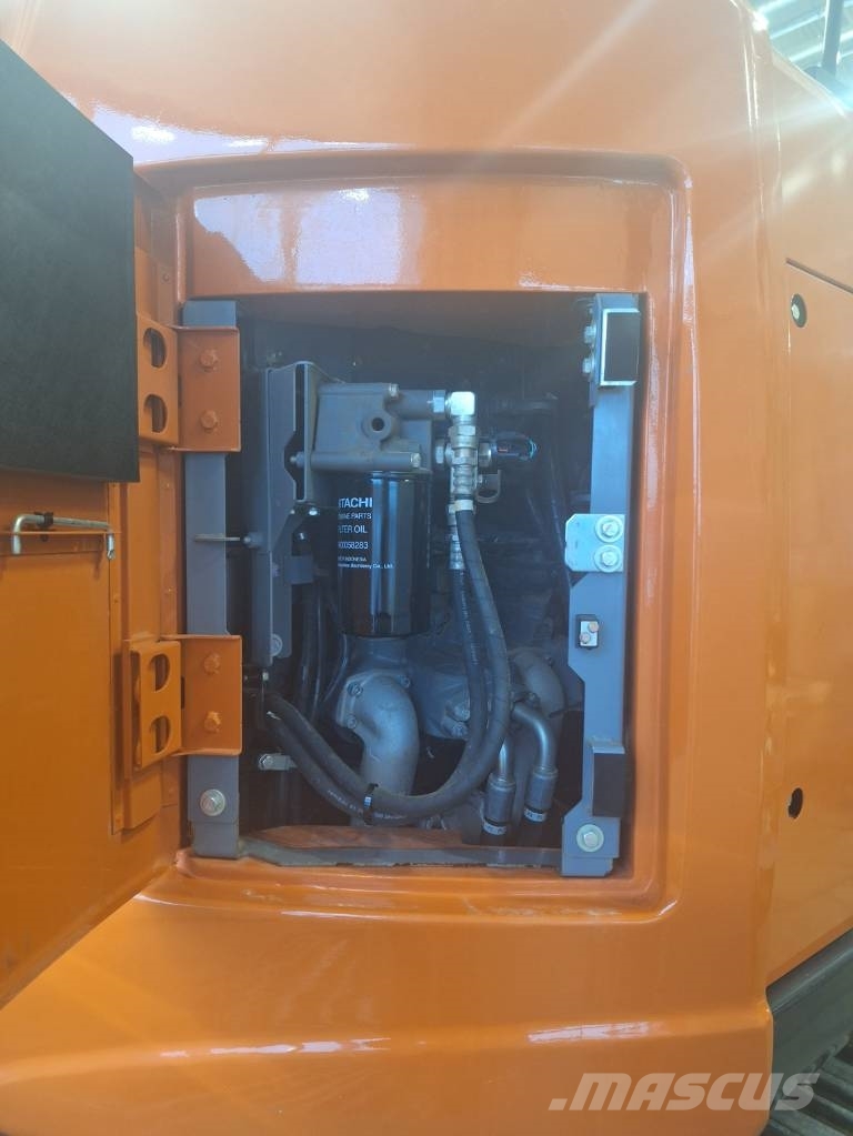Hitachi ZX 225 US LC-7 MED BLAD , UTHYRES Raupenbagger