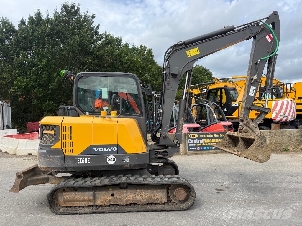 Volvo EC60E 小型挖掘机