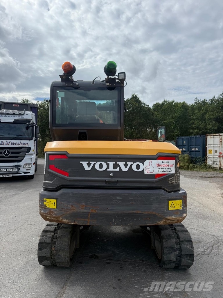 Volvo EC60E 小型挖掘机