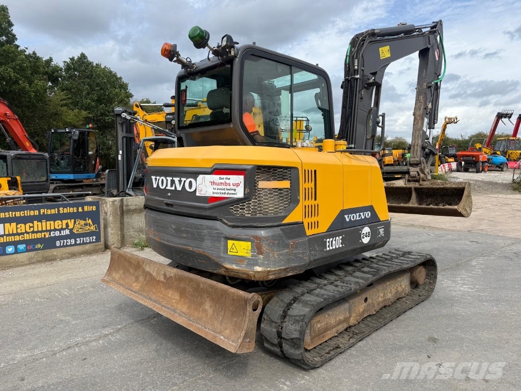 Volvo EC60E 小型挖掘机