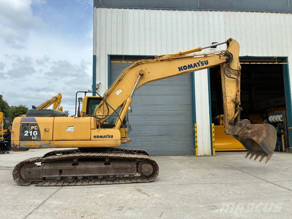 Komatsu PC 210 LC-8 حفارات زحافة