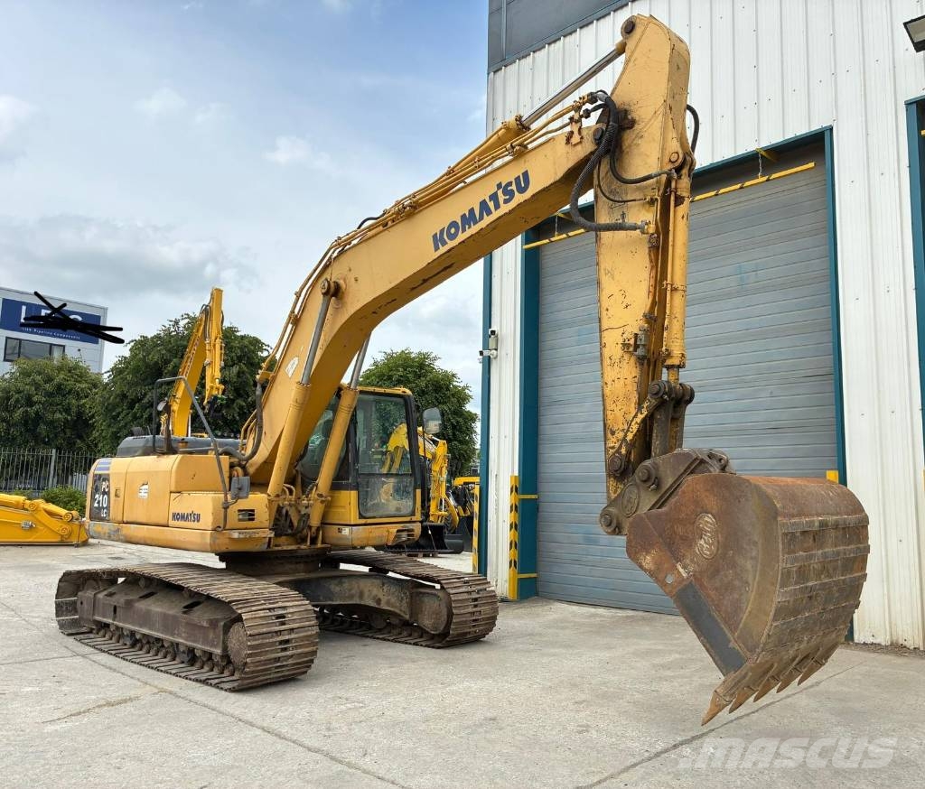 Komatsu PC 210 LC-8 حفارات زحافة