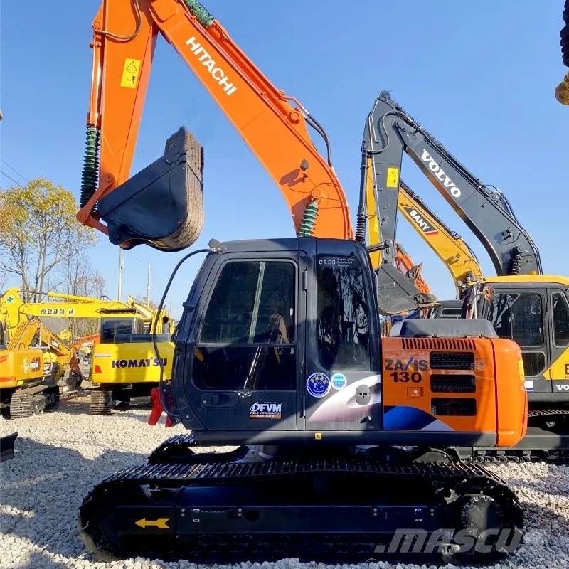 Hitachi ZX130 履带挖掘机