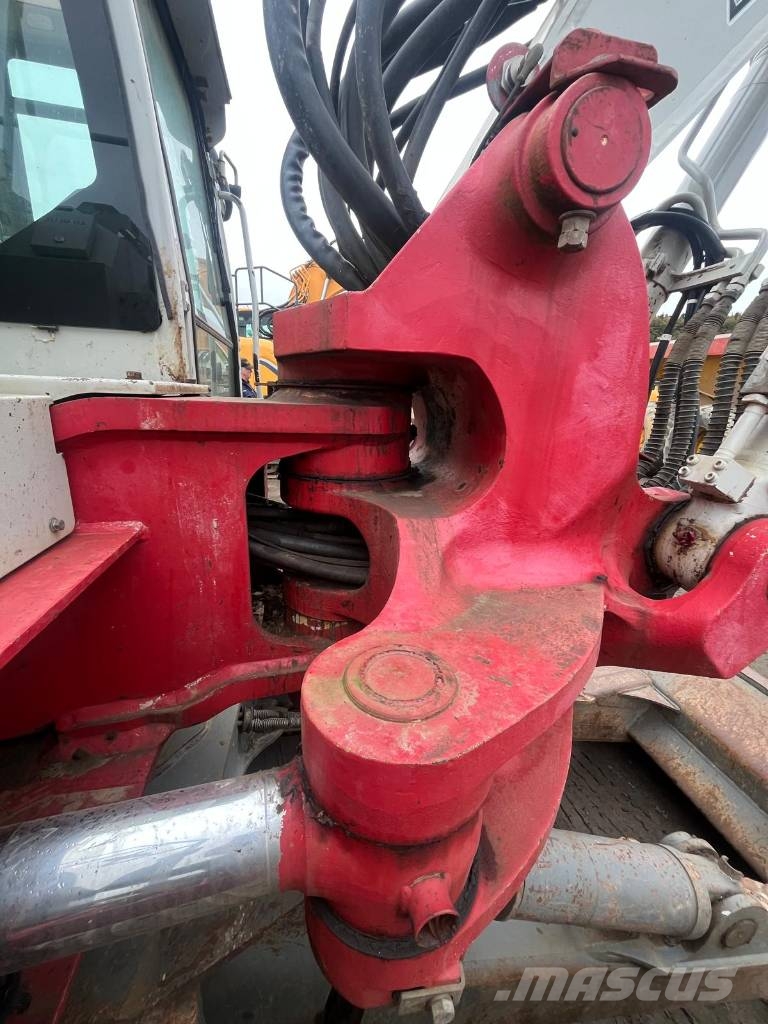 Takeuchi TB 2150 Crawler excavators