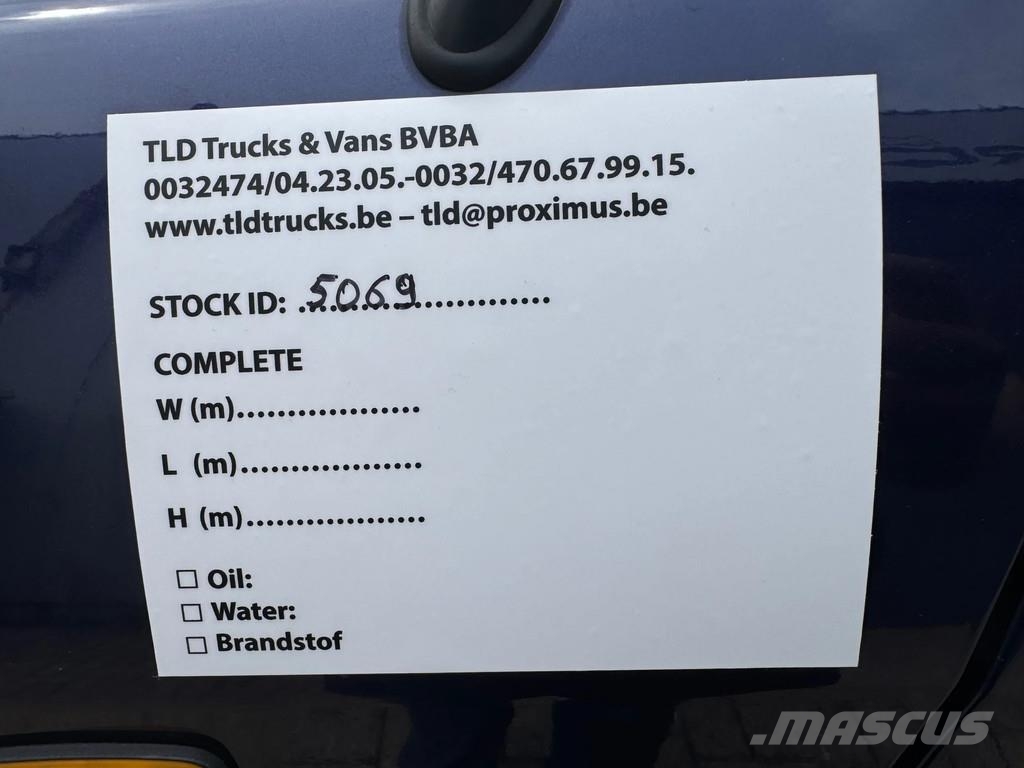 Toyota Land Cruiser **LONG CHASSIS-AIRCO** Veículos de todo-o-terreno