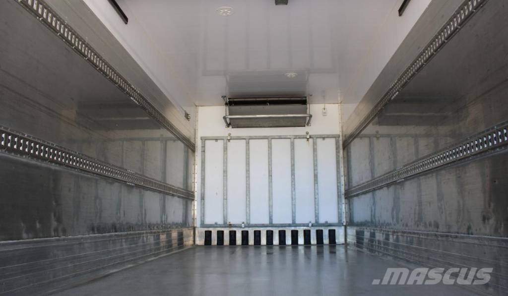 Renault D 240 DTI ---065 Kravas automašīnas - refrižeratori