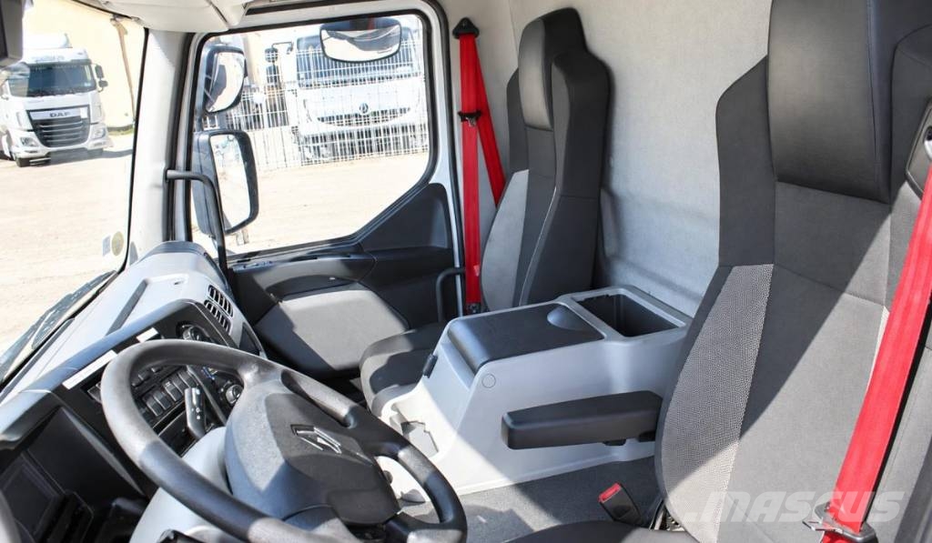 Renault D 240 DTI ---065 Kravas automašīnas - refrižeratori