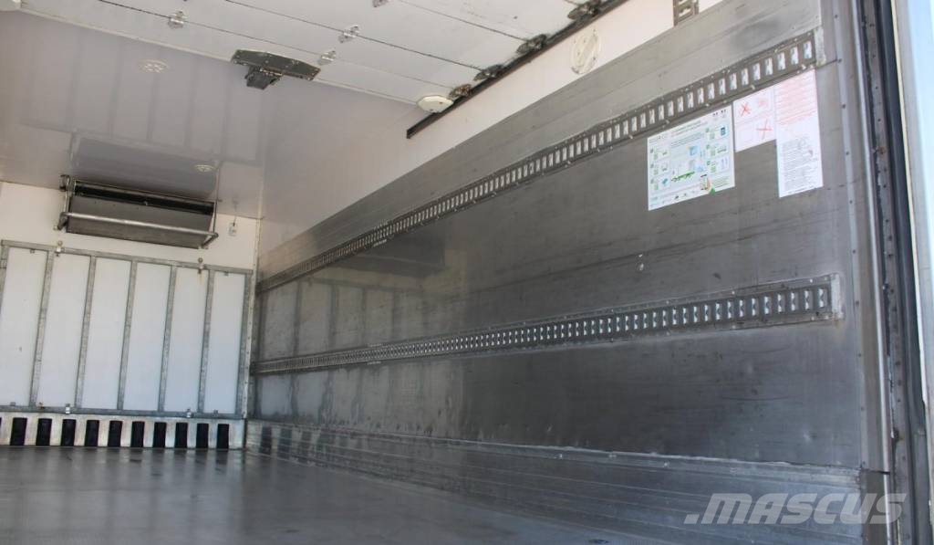 Renault D 240 DTI ---065 Kravas automašīnas - refrižeratori