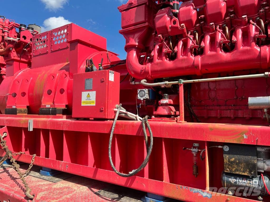  Piller 1100 KVA Gensets Diesel Generatorer