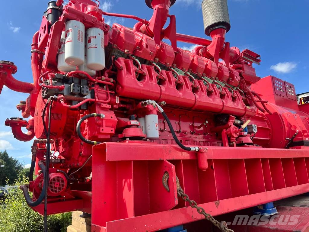  Piller 1100 KVA Gensets Diesel Generatorer