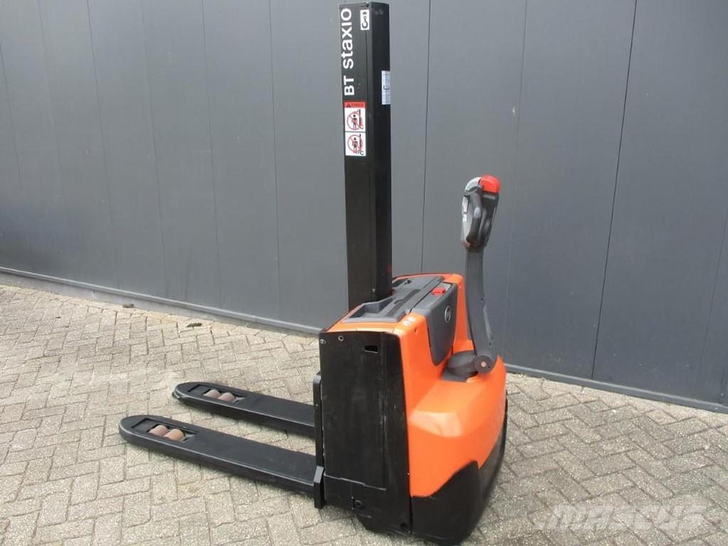 BT SWE 080L Wózki widłowe unoszące
