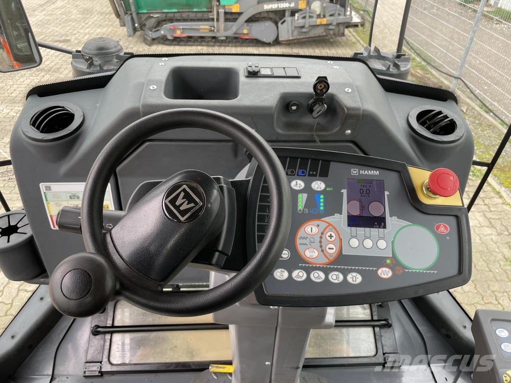 Hamm DV+ 70I VT-S Kombinované válce