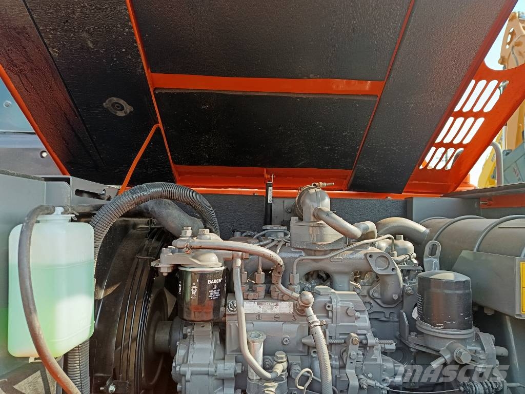 Hitachi ZX 70 Εκσκαφάκι (διαβολάκι) < 7t