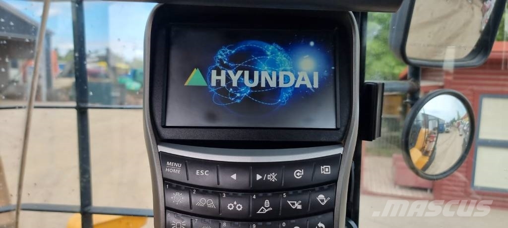 Hyundai HL 960 لوادر بعجل