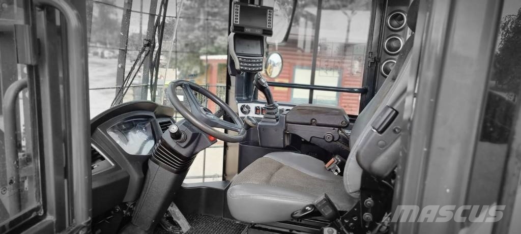 Hyundai HL 960 لوادر بعجل
