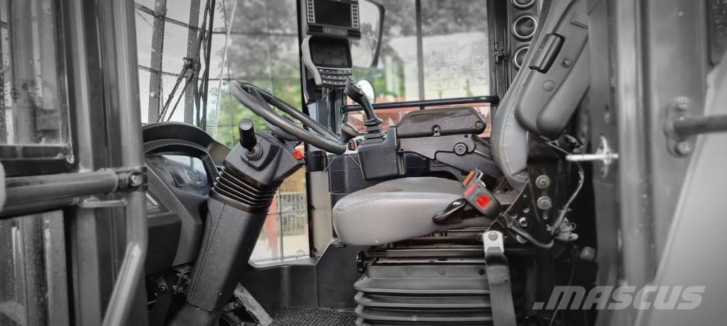 Hyundai HL 960 لوادر بعجل
