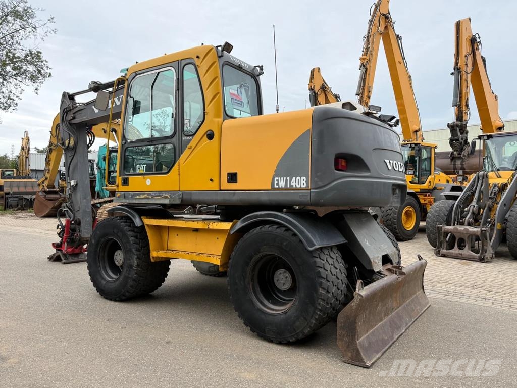 Volvo EW140B Ratiniai ekskavatoriai