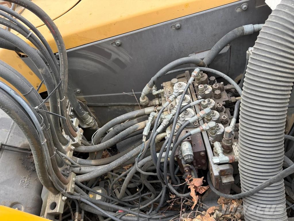 Volvo EW140B Ratiniai ekskavatoriai