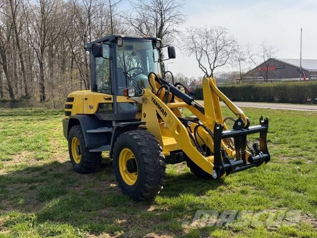 Yanmar V100 Cargadoras sobre ruedas