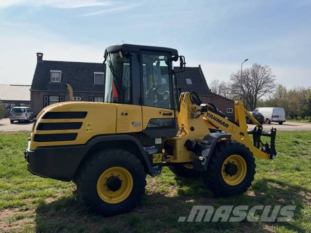 Yanmar V100 Cargadoras sobre ruedas