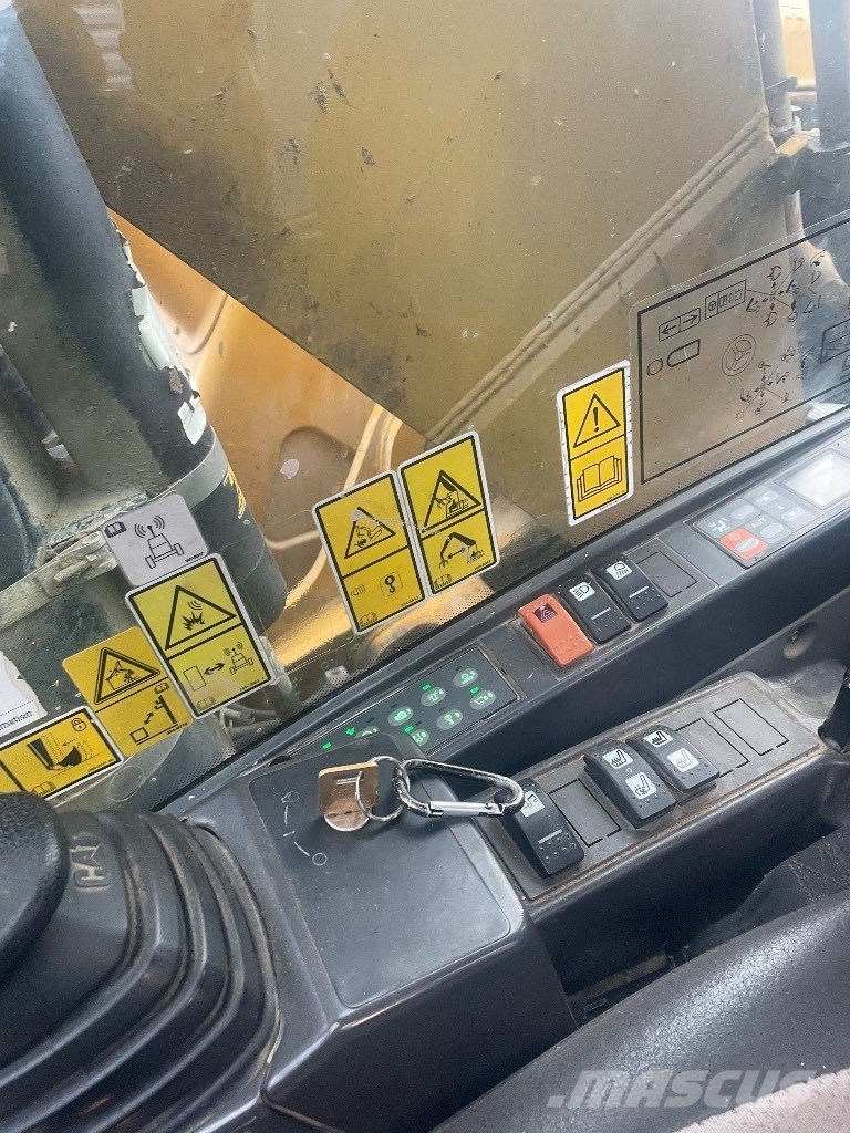 CAT 318 dmh معدات المواد - غير ذلك