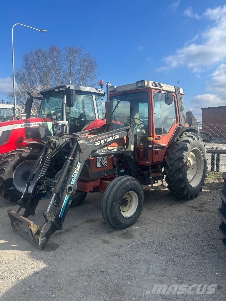 International 685 XL