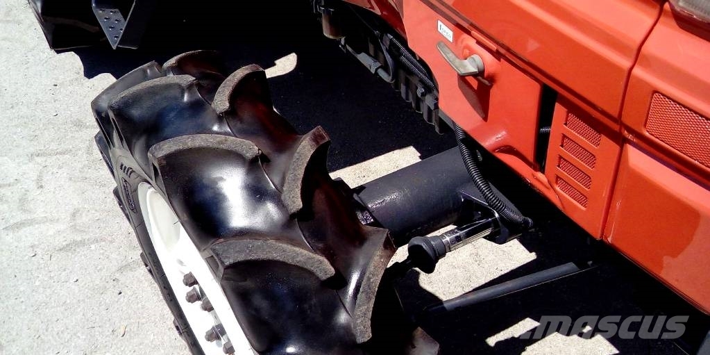 Kubota GL-40 με καμπινα AIR.CO Traktorok