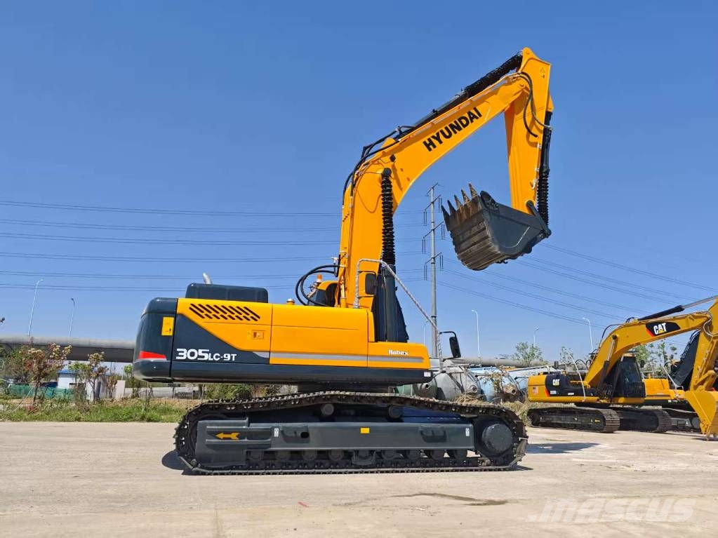 Hyundai 305LC-9T حفارات وسط 7 طن - 12 طن
