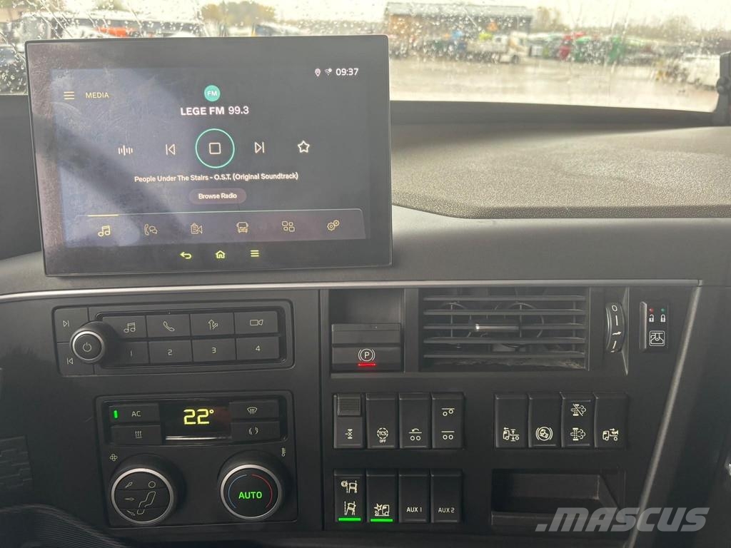 Volvo FH 500 6x2*4 ONLY 48282 km / DRIVING SCHOOL TRUCK Châssis cabine