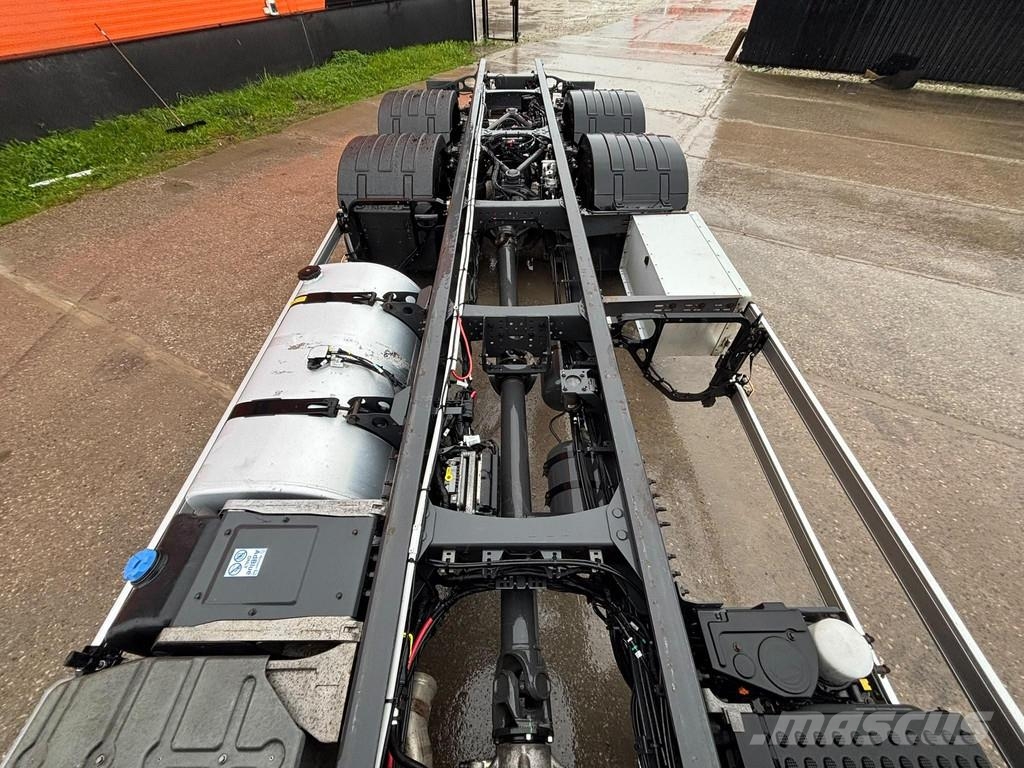 Volvo FH 500 6x2*4 ONLY 48282 km / DRIVING SCHOOL TRUCK Châssis cabine