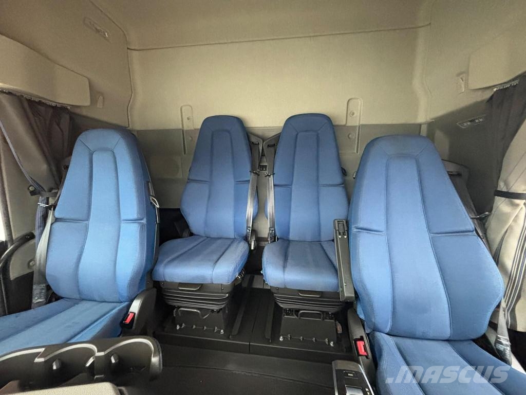 Volvo FH 500 6x2*4 ONLY 48282 km / DRIVING SCHOOL TRUCK Châssis cabine