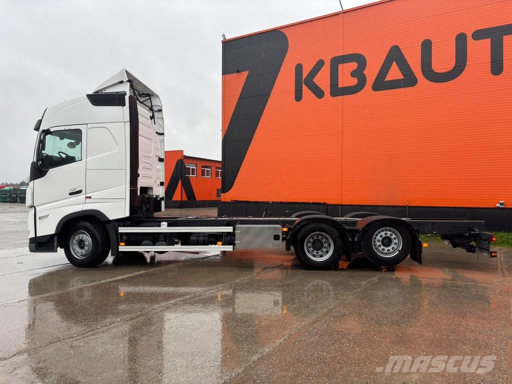 Volvo FH 500 6x2*4 ONLY 48282 km / DRIVING SCHOOL TRUCK Châssis cabine