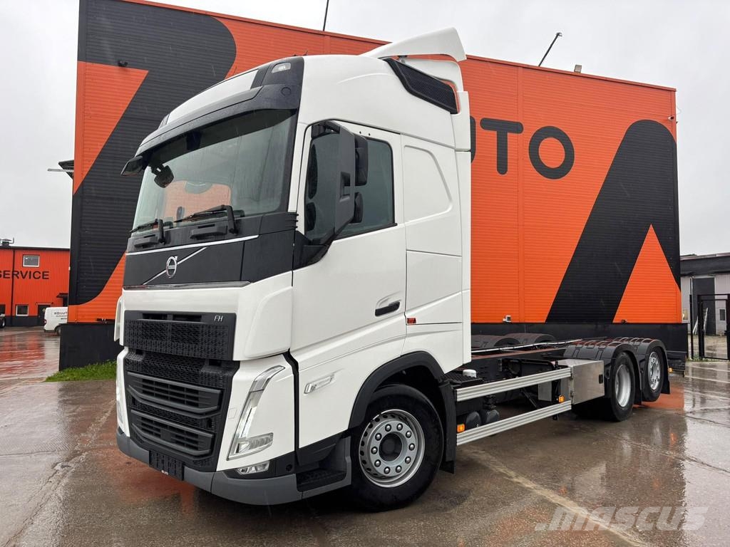 Volvo FH 500 6x2*4 ONLY 48282 km / DRIVING SCHOOL TRUCK Châssis cabine