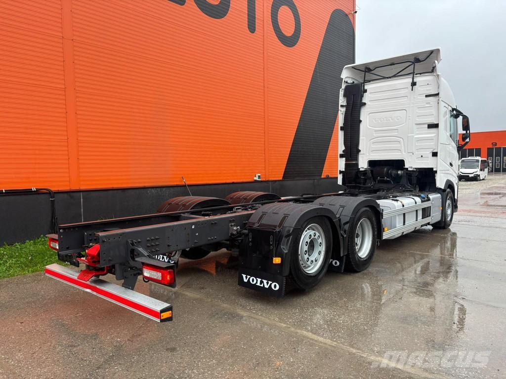 Volvo FH 500 6x2*4 ONLY 48282 km / DRIVING SCHOOL TRUCK Châssis cabine