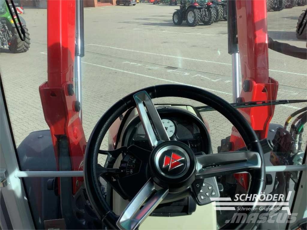 Massey Ferguson 5S.135 DYNA-6 EFFICIENT Tractoren