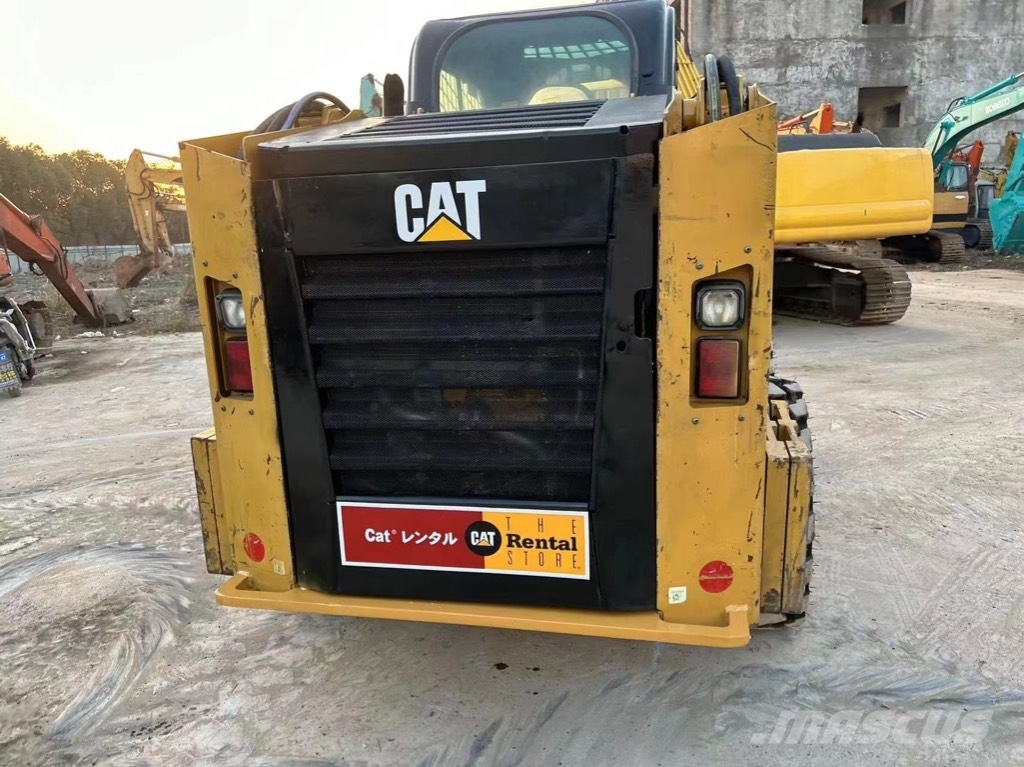 CAT 246 D Φορτωτάκια
