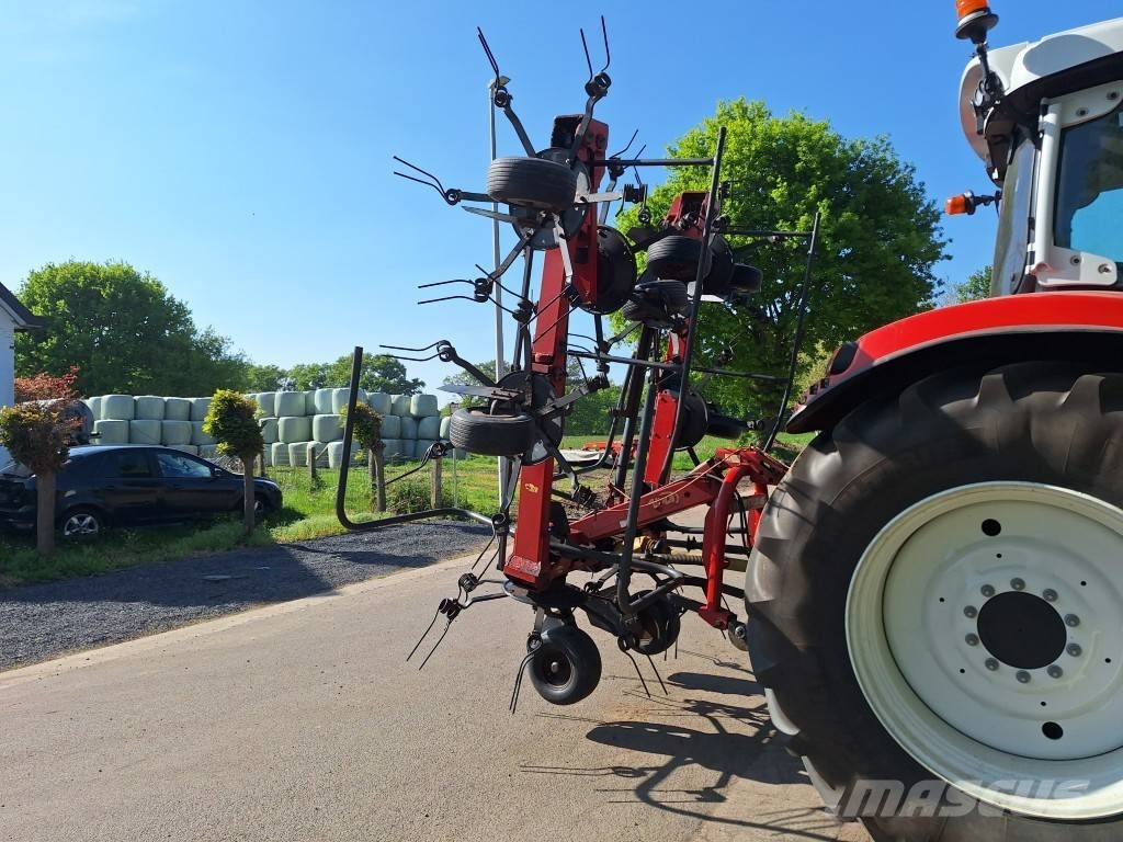Vicon FANEX 903 耙與翻草機