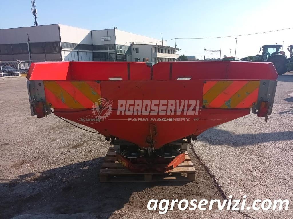 Kuhn MDS 735 Împrastierea mineralelor