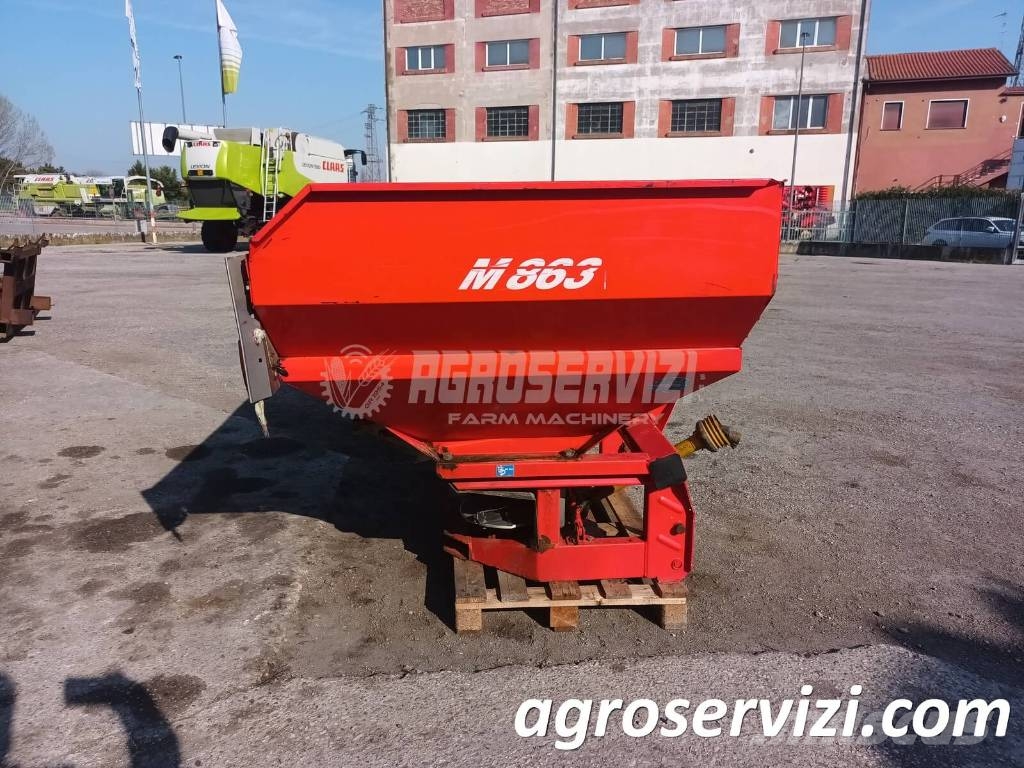 Kuhn MDS 735 Împrastierea mineralelor