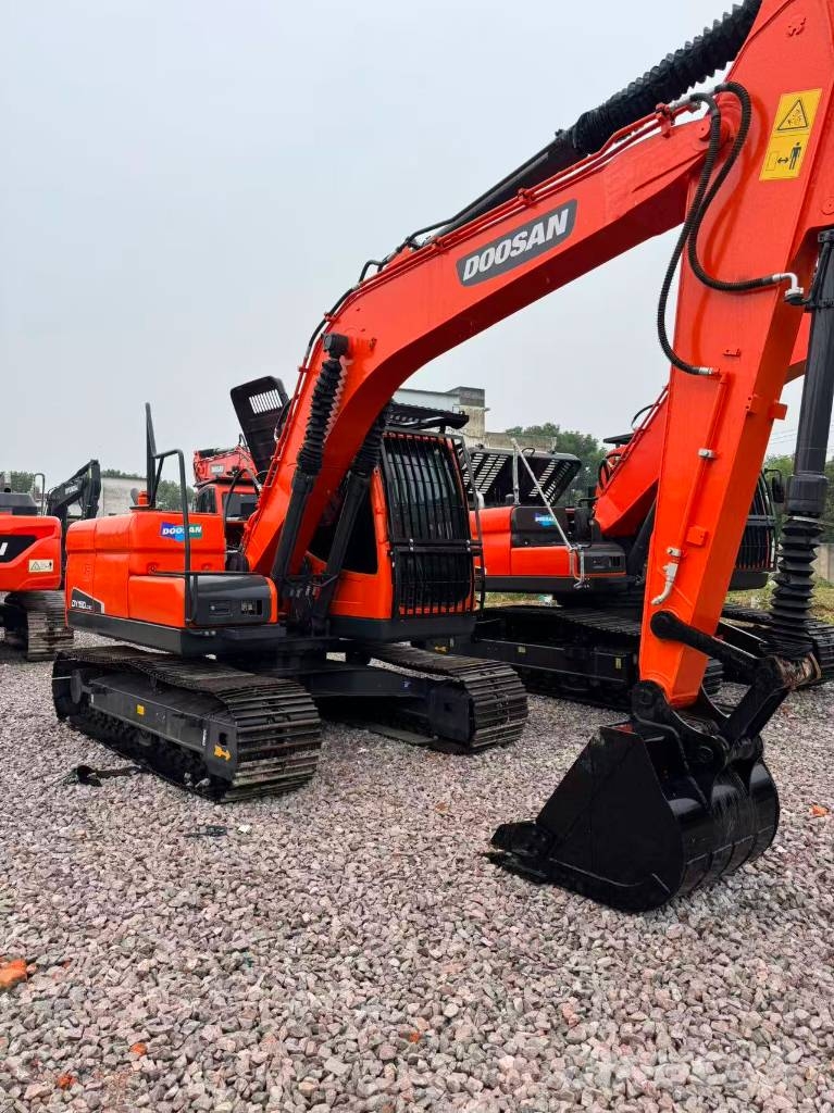 Doosan DX150Lc—9C حفارات وسط 7 طن - 12 طن