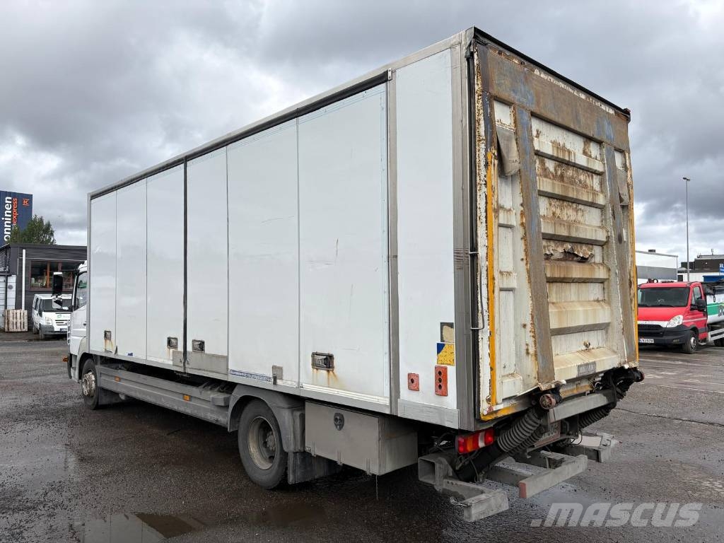 Mercedes-Benz Atego 1323 L Umpikorikuorma-autot