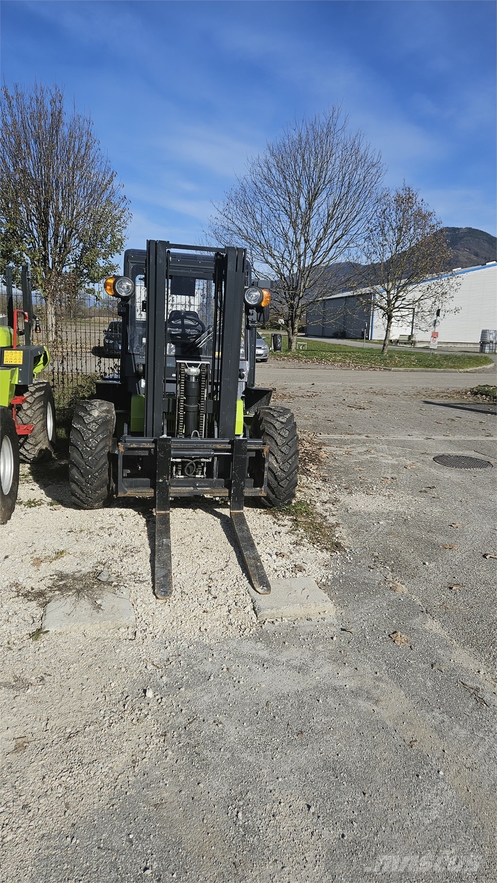 Agrimac TW25KL 前伸式堆高機(叉車)