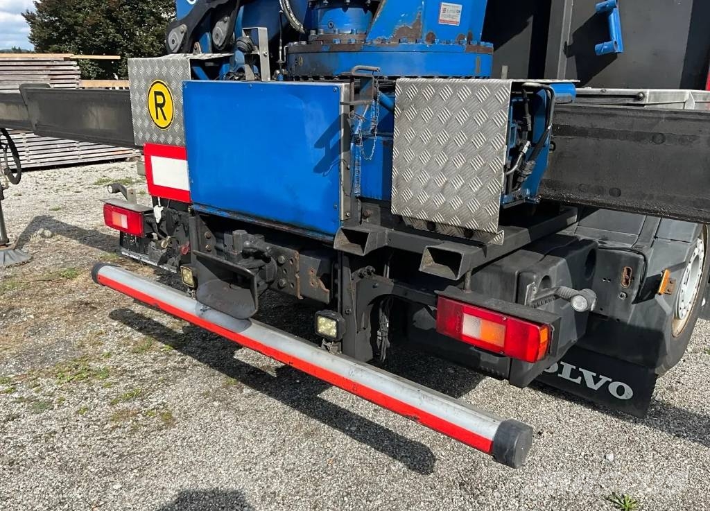 Volvo FH 起重车