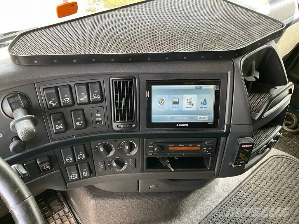 Volvo FH 起重车