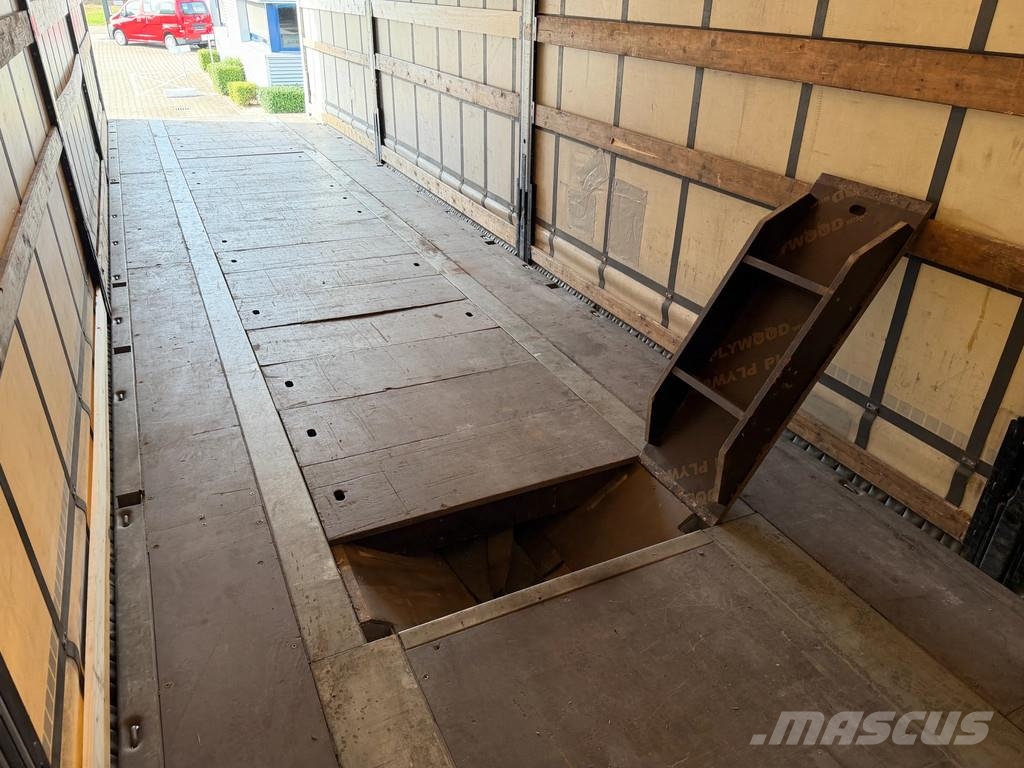 Schmitz Cargobull Schuifzeil-Dak / Coil / Rotos-Disc / Huckepack *Ap Polprikolice s ponjavo