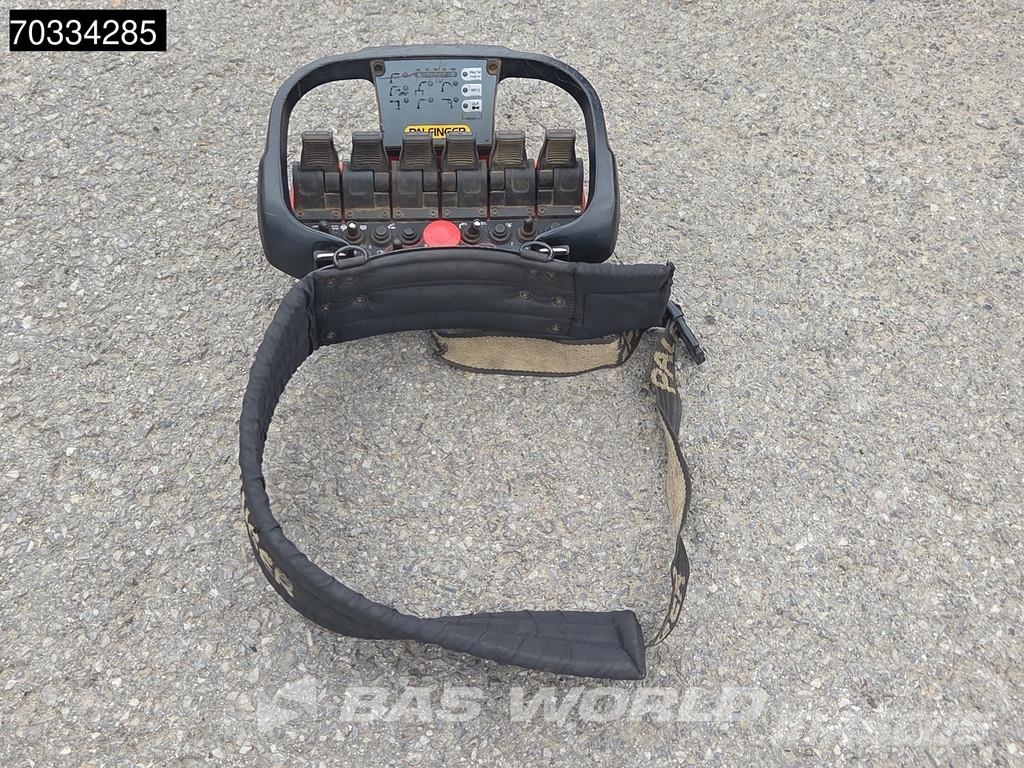Mercedes-Benz Arocs 2648 6X2 ClassicSpace Retarder Hydraulik Pal 中古トラクターヘッド | トレーラーヘッド