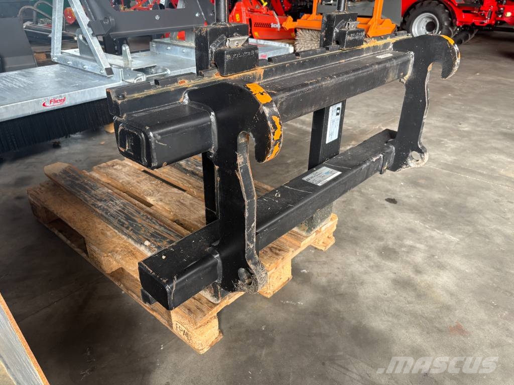 Ålö PALLEGAFLER 3500KG Lille Volvo Ålö  Pallegafler Lille Volvo skifte - L 30.120*120 Ön yükleyici atasmanlar