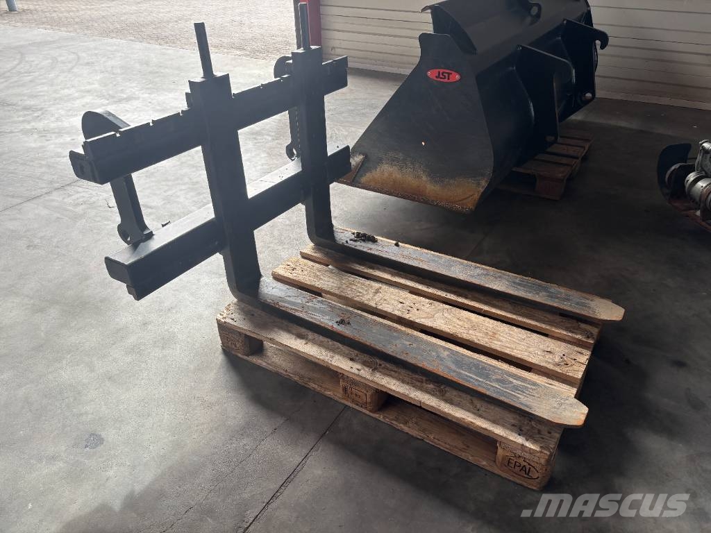 Ålö PALLEGAFLER 3500KG Lille Volvo Ålö  Pallegafler Lille Volvo skifte - L 30.120*120 Ön yükleyici atasmanlar
