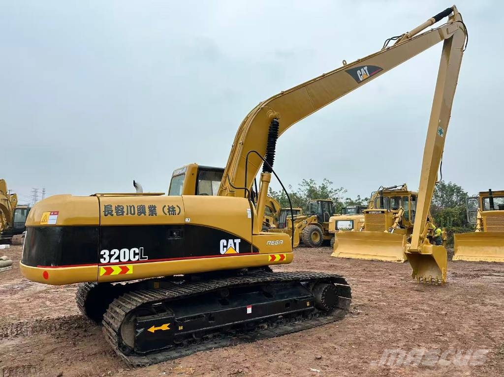 CAT 320C Dolgo sežni bagri